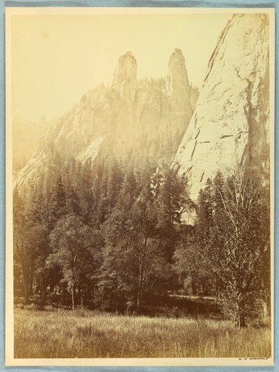 大教堂尖顶，优胜美地 作者 Carleton E. Watkins