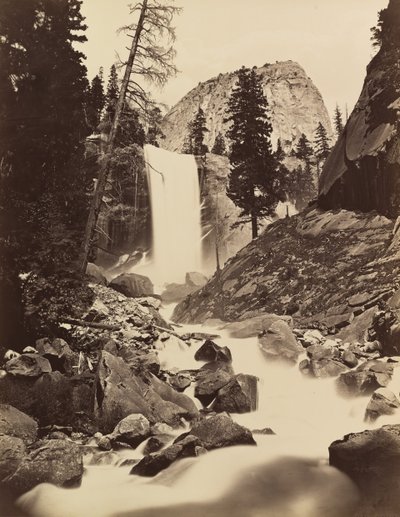 春天的秋天，优胜美地，1865-66，约1875年印刷。 作者 卡尔顿·埃蒙斯·沃特金斯
