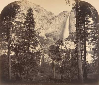 优胜美地的秋天。沿着山谷往下走。2637堡，1861年。 作者 卡尔顿·埃蒙斯·沃特金斯