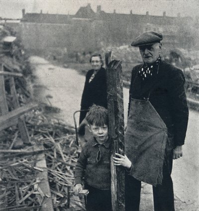 东端家庭，1941年 作者 塞西尔·比顿（Cecil Beaton）