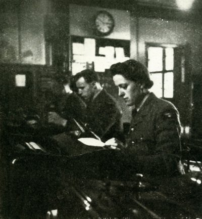 《信号义务》，c1943。 作者 塞西尔·比顿（Cecil Beaton）