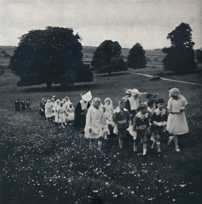 1941年5月祈祷 作者 塞西尔·比顿（Cecil Beaton）