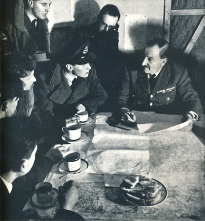 回程：审讯，1941年 作者 塞西尔·比顿（Cecil Beaton）