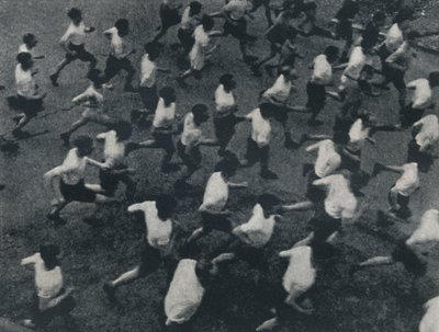 1941年 作者 塞西尔·比顿（Cecil Beaton）
