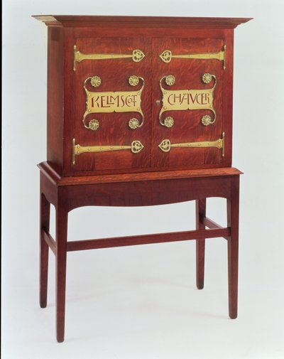 Kelmscott Chaucer柜子，由CFAVoysey（1857-1941）设计，由F.Coote制造，1899年（橡木配黄铜配件） 作者 Charles Francis Annesley Voysey