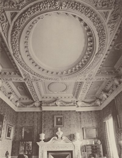 Coleshill，Berkshire，沙龙内部 作者 查尔斯·拉瑟姆（Charles Latham）
