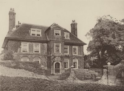 Pendell House Bletchingley，萨里 作者 查尔斯·拉瑟姆（Charles Latham）