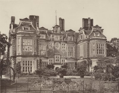 Swateley Hall，Uxbridge，Garden Front 作者 查尔斯·拉瑟姆（Charles Latham）