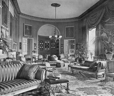 The Yellow Drawing-Room (b/w photo) 作者 查尔斯·拉瑟姆（Charles Latham）