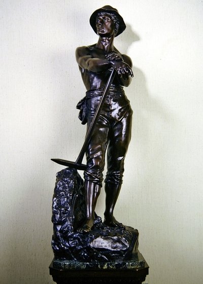 Le Mineur（大理石底座上的青铜）。 作者 查尔斯·利维