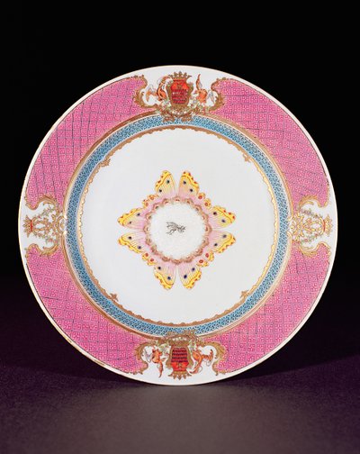 餐厅用荣耀玫瑰珐琅彩绘，雍正时期（1723-35）c.1735（瓷器）Grimaldi di Castro的怀抱 作者 中文学校