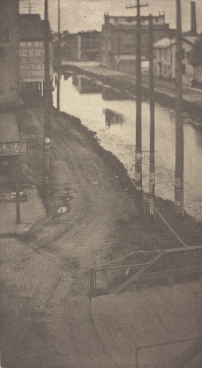 电报杆，约1900年。 作者 克拉伦斯 H 怀特
