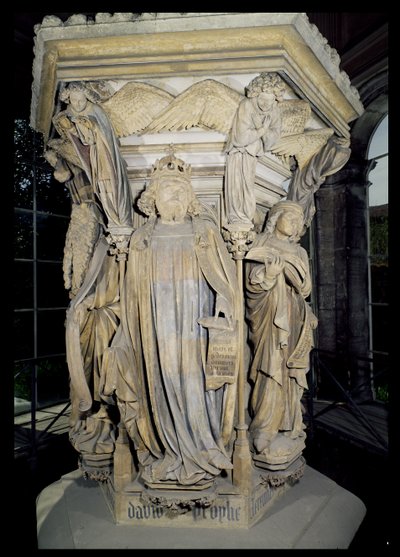 大卫王两侧是摩西和耶利米，摩西井的六角形基座的细节，1395-1404石头详情见86117-19 作者 克劳斯和马洛，让·斯劳特
