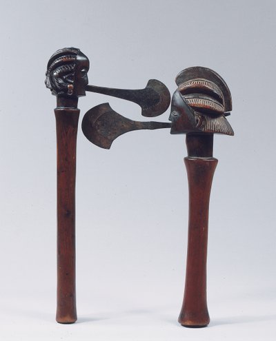 卢巴·香卡迪（Luba Shankadi）轴（木材和金属） 作者 刚果刚果