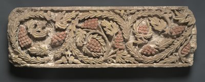 带叶子和葡萄的壁画，300年代至400年代（石灰石）。 作者 科普特人