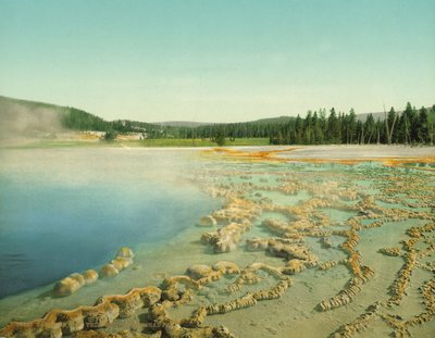 蓝宝石池，黄石国家公园，c.1902（photochrom） 作者 底特律摄影公司