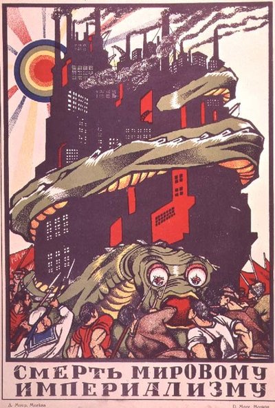 海报描绘了一个怪物缠绕着一座城市，来自 V. Polonski 的“俄罗斯革命海报” 作者 德米特里·斯塔希维奇·摩尔