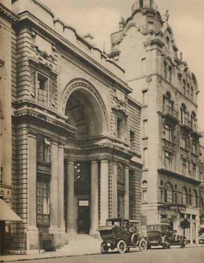 1935年，科松街上的第三位基督教科学家教会。 作者 唐纳德·麦克利什