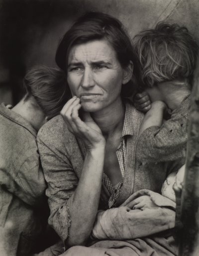 移民母亲，加利福尼亚州尼波摩 作者 Dorothea Lange
