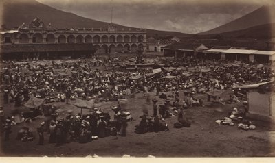 1877 年，危地马拉安提瓜广场和总督府（照片） 作者 爱德沃德·迈布里奇