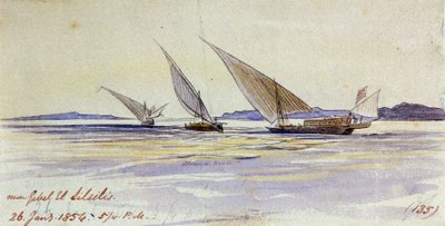 三艘埃及传统运输船，航行在尼罗河上，靠近 Gebel el-Silsila 或 Gebel Silsileh（埃及）。 作者 爱德华·李尔