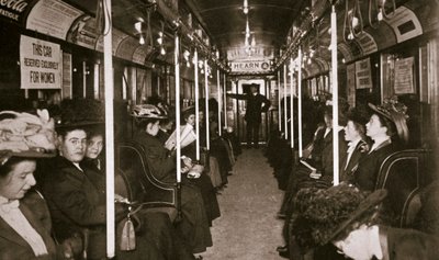 美国纽约哈德逊河地铁列车，约1901年 作者 埃德温·列维克