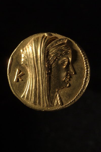 公元前240年，Arsinoe II的希腊人Oktadrachm，反向视图 作者 埃及人