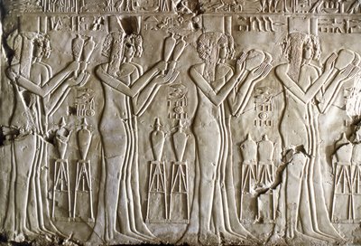 埃及古物：年轻女孩在制作祭品。凯鲁耶夫墓（TT192）（第18王朝 作者 Egyptian 18th Dynasty