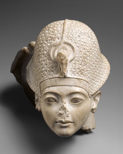 图坦卡蒙的头，公元前1336  -  27年（石灰石） 作者 Egyptian 18th Dynasty