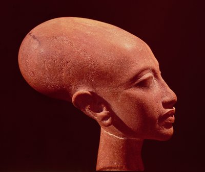 国王阿肯那顿（公元前1353-1337）女儿的肖像半身像c.1375 BC（另见97985） 作者 埃及第十八王朝
