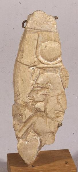 描绘奈菲尔蒂的浮雕碎片，来自新王国的泰勒-阿尔马纳（Tell el-Amarna）（石灰石）。 作者 埃及第十八王朝