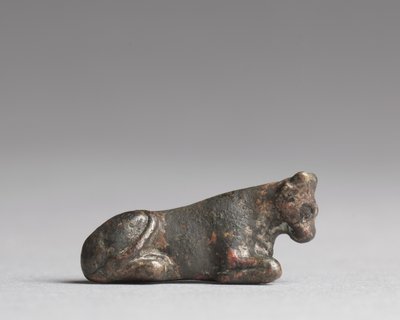 公元前1540-1296年，新王国的公牛形式的重量 作者 埃及第十八王朝