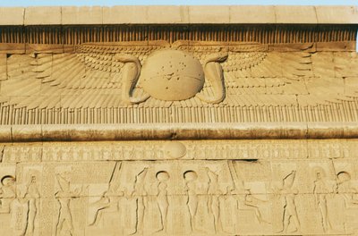 浮雕，南托勒密门户，阿蒙神庙，卡纳克神庙建筑群（联合国教科文组织世界遗产名录 作者 埃及第19王朝