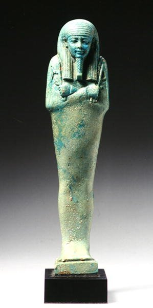 Nakht-Hor-em-heb-mes-em-khereden的Ushabti图，晚期王朝时期，约公元前600年（辉石）（另见241440）。 作者 埃及第26王朝