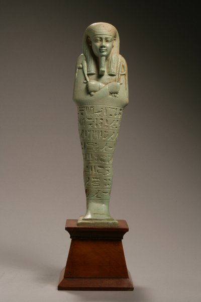 Ushabti为Neferibre-si-Neith，晚期王朝时期，阿马西斯统治时期，公元前570-526（彩陶） 作者 埃及第26王朝