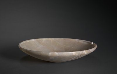 旧王国塞加拉（Saqqara）的浅盘，约公元前2726-2647年（石灰华） 作者 埃及第二王朝
