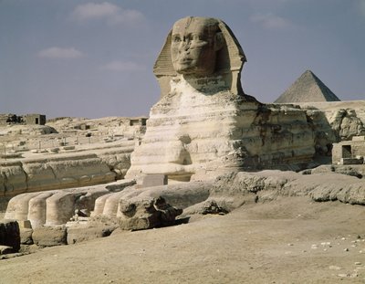从狮身人面像的东北方向看，可以追溯到公元前2600年至2500年的旧王国Chephren国王统治时期 作者 Egyptian 4th Dynasty