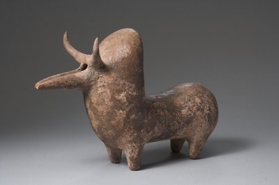 以布布公牛（兵马俑）形式的Amlash rhyton 作者 lam石