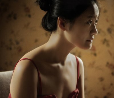 另一个梦，2014 年（丝网印刷） 作者 埃琳莱蒂西亚·霍加博