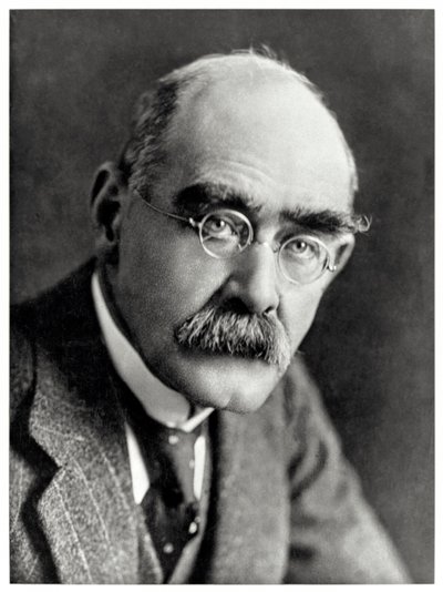 拉迪亚德·吉卜林（Rudyard Kipling，1865-1936 年）英国作家因其诗歌《故事就是这样》和《奇幻森林》而被人们铭记。 作者 艾略特和弗莱摄影工作室
