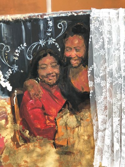 Matrilineality, 2019, Oil, acrylic, fabric, print and imitation gold leaf on canvas 作者 艾玛·普伦佩（Emma Prempeh）