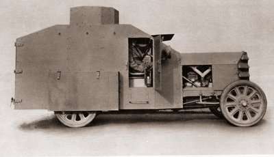 第一次世界大战期间的英国装甲车，来自1915年的画报战争新闻 作者 英国摄影师