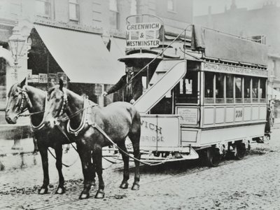 格林威治 - 威斯敏斯特马拉电车，1885年 作者 英国摄影师