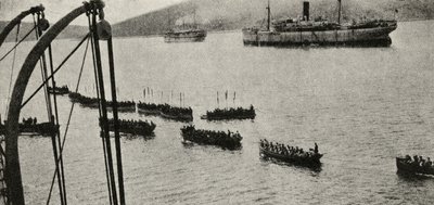 加里波利运动期间从“伟大的战争：历史”，第19卷，1916年开始离岸运输的陆军 作者 英国摄影师