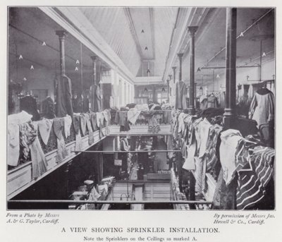 A view showing sprinkler installation (b/w photo) 作者 英国摄影师