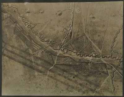 与WWI战壕的航拍照片，1918年 作者 英国摄影师