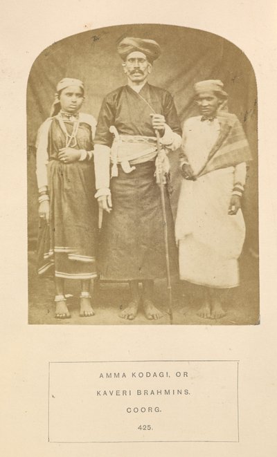 Amma Kodagi 或 Kaveri 婆罗门"，选自《印度人民》：约翰-福布斯-沃森著《印度人民：印度种族和部落摄影插图系列，附带描述性凸版印刷》，第八卷 作者 英国摄影师