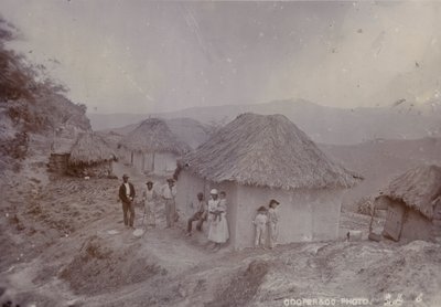 1880年，山坡上的巴巴多斯村庄 作者 英国摄影师
