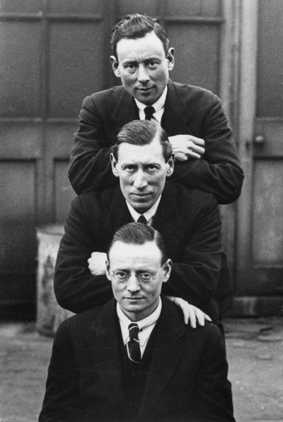 Bernard，Horace和Tom E. Grant（从上到下） 作者 英国摄影师