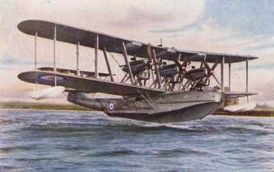 Blackburn Iris 飞行船即将降落在水面上（彩色照片） 作者 英国摄影师